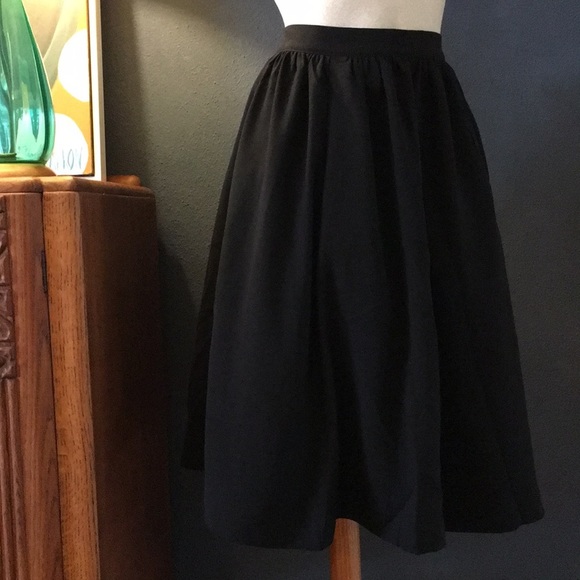 NWT Black Esley Full Swing Skirt L - Picture 2 of 7